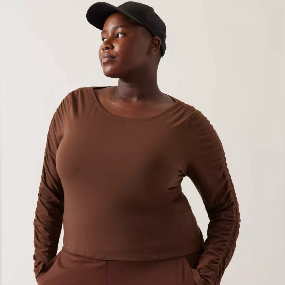 NWT Athleta All Around Ruched Mahogany Top Size 3X